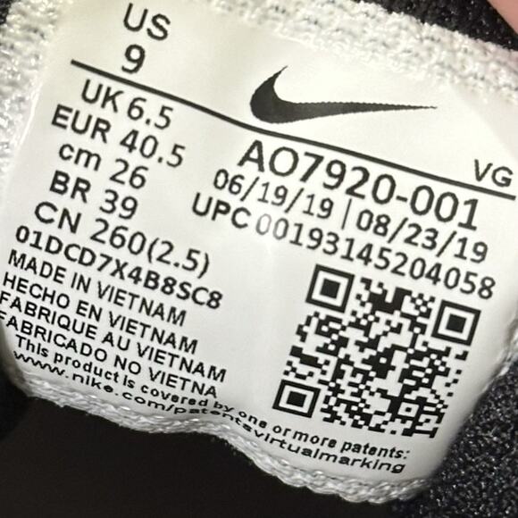 Nike Hyperdiamond Fastflex A07920-001 Woman’s 9 Black/White Softball Cleats EUC - Picture 11 of 11